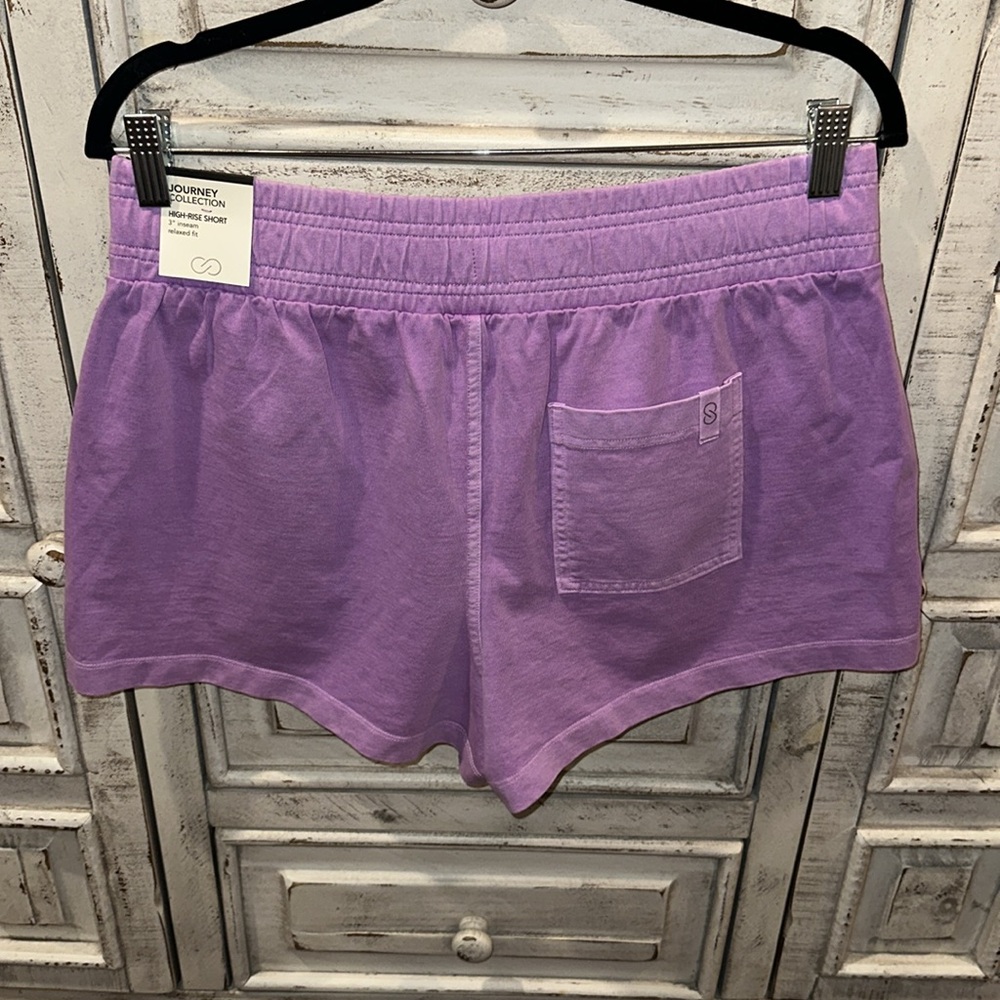 NWT Calia high rise weekend shorts - Picture 3 of 4